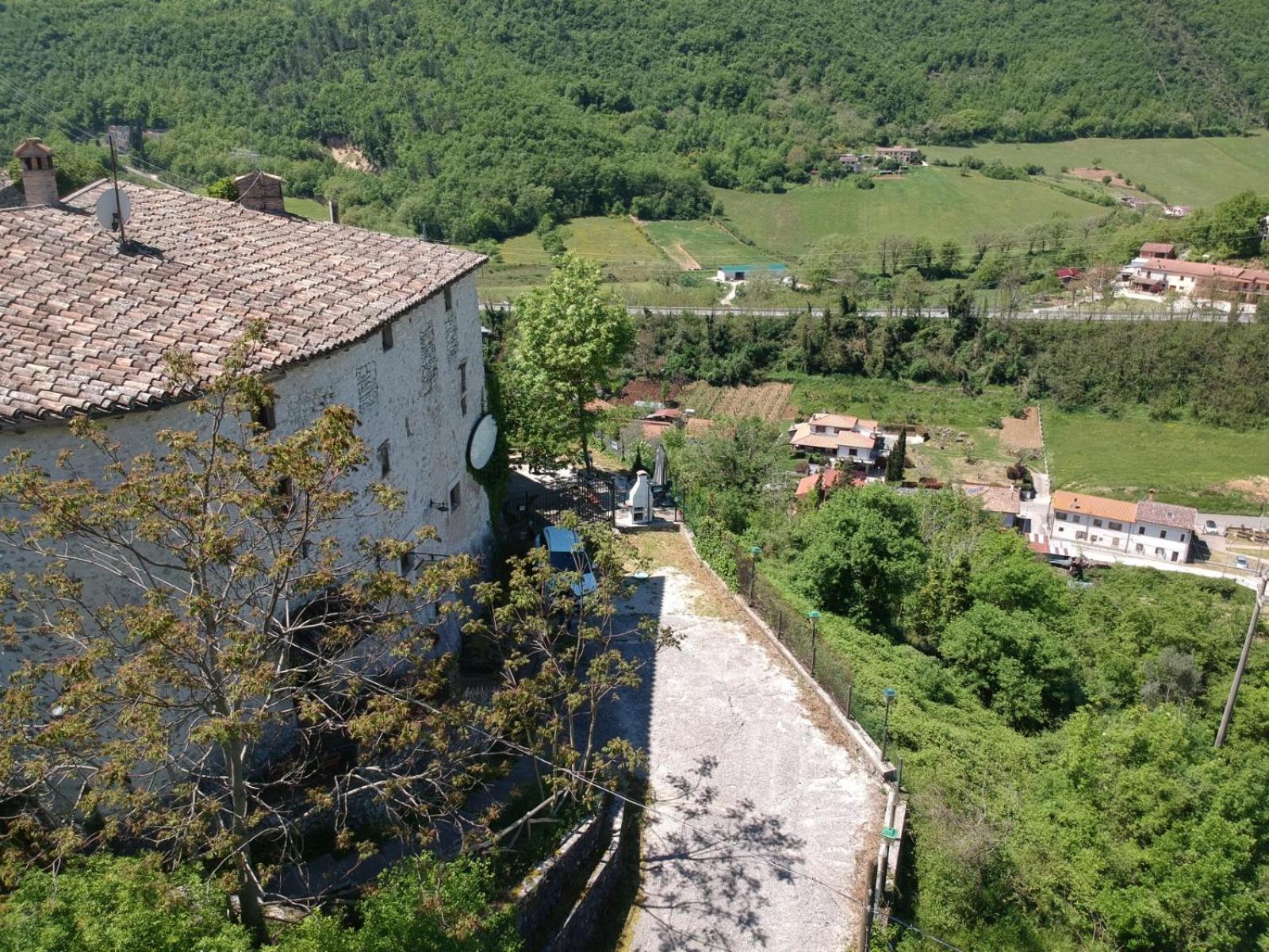 Casa Vacanze Palazzaccio Spoleto Exterior foto